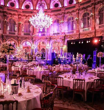 Why decorate a reception room? 