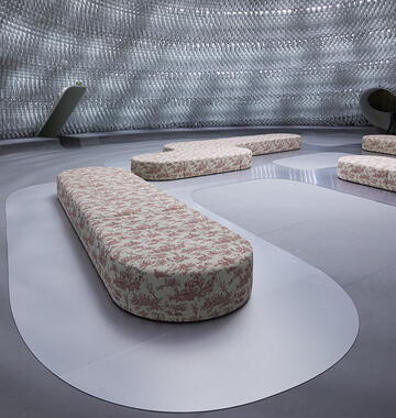 Create an immersive space