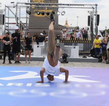 Highlight your visual identity